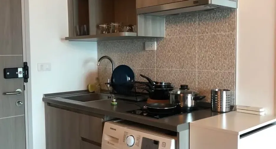 Wohnung zur Miete mit 1 Zimmer in Bang Sue, Bangkok