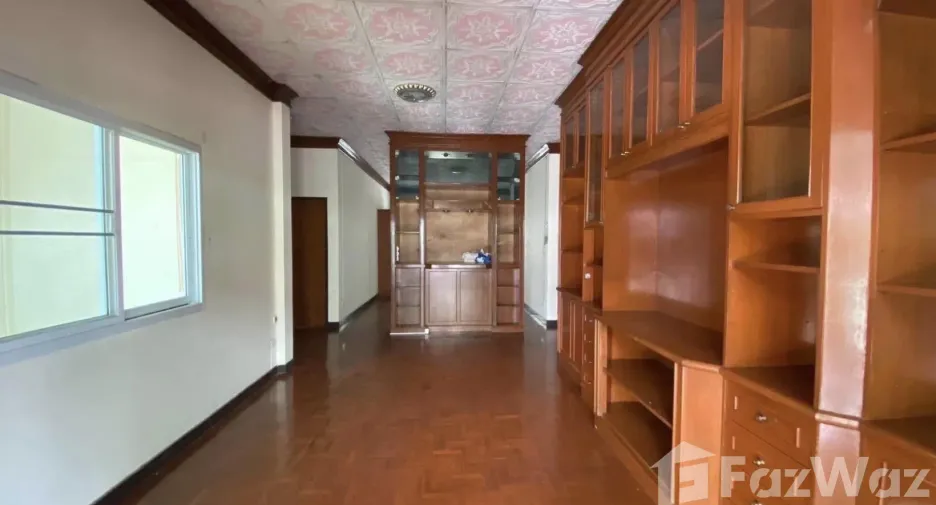 ขาย 3 ห้องนอน บ้านเดี่ยว ใน เมืองเชียงใหม่, เชียงใหม่