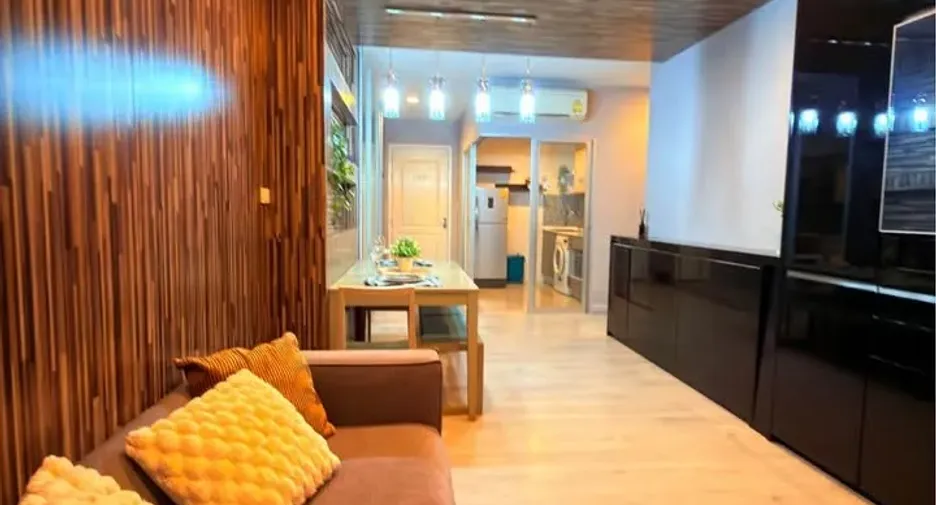 For rent 2 bedrooms condo in Khan Na Yao, Bangkok