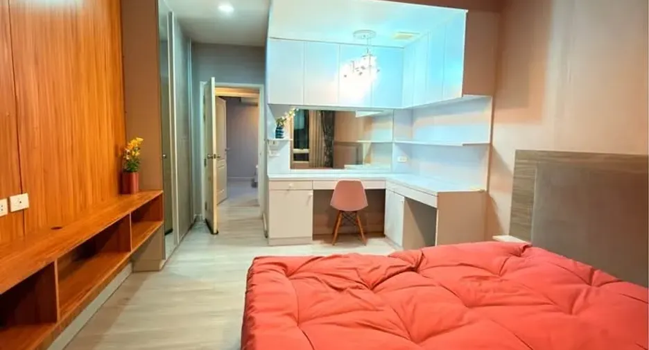 For rent 2 bedrooms condo in Khan Na Yao, Bangkok