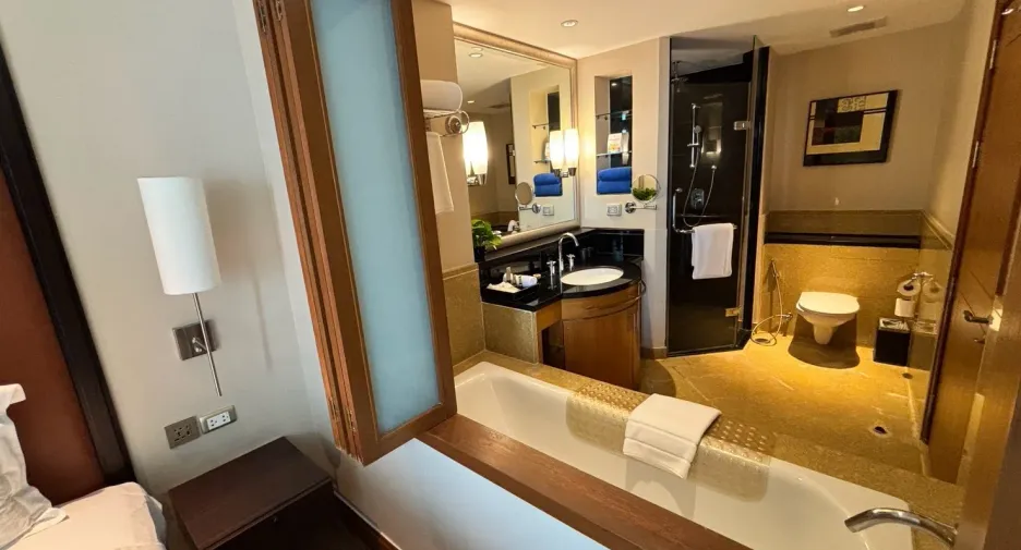 For rent 2 ベッドルーム apartment in Sathon, Bangkok