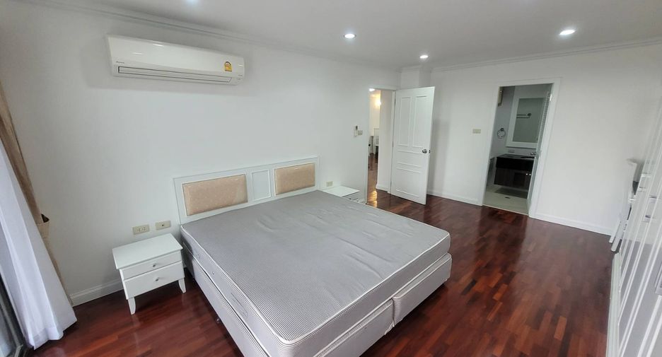 À louer 3 chambres condo à Khlong Toei, Bangkok