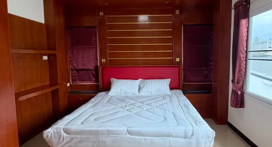 Villa zur Miete mit 3 Zimmer in Bang Lamung, Chonburi