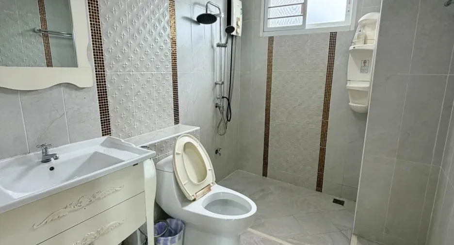 Villa zur Miete mit 3 Zimmer in Bang Lamung, Chonburi