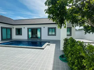 Villa en venta de 3 habitaciones en Bang Lamung, Chonburi