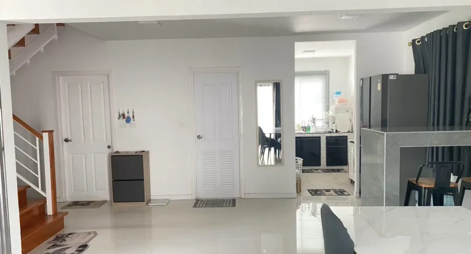 Haus zum Kauf mit 3 Zimmer in Bang Lamung, Chonburi