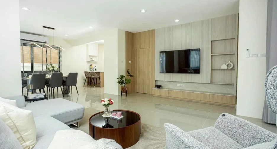 Villa zum Kauf mit 3 Zimmer in Bang Lamung, Chonburi