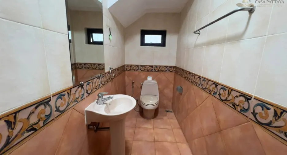 For sale 5 ベッドルーム villa in Phra Nakhon, Bangkok