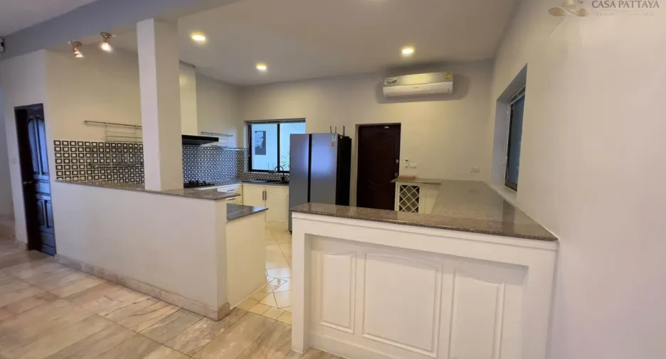 For sale 5 ベッドルーム villa in Phra Nakhon, Bangkok