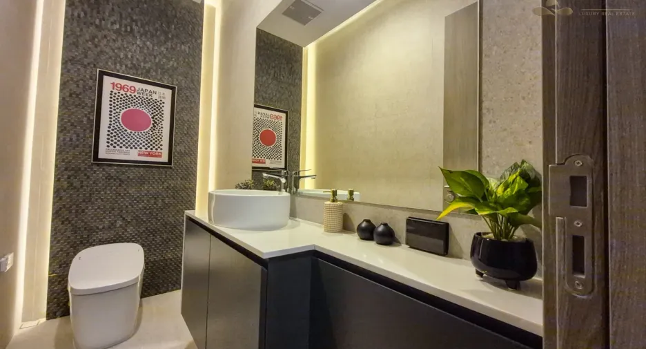Villa en venta de 5 habitaciones en Bang Lamung, Chonburi