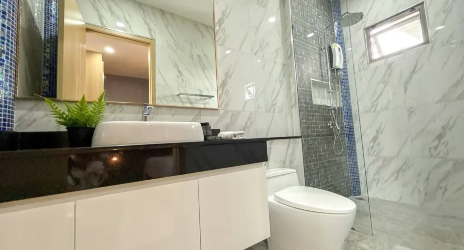 Villa en venta de 5 habitaciones en Bang Lamung, Chonburi