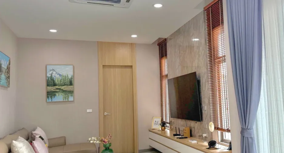 Villa en venta de 5 habitaciones en Bang Lamung, Chonburi