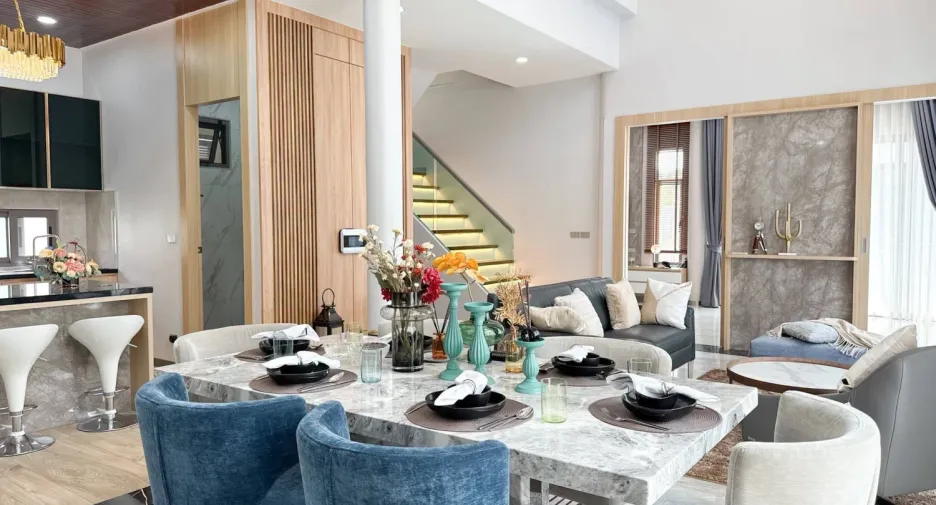 Villa en venta de 5 habitaciones en Bang Lamung, Chonburi