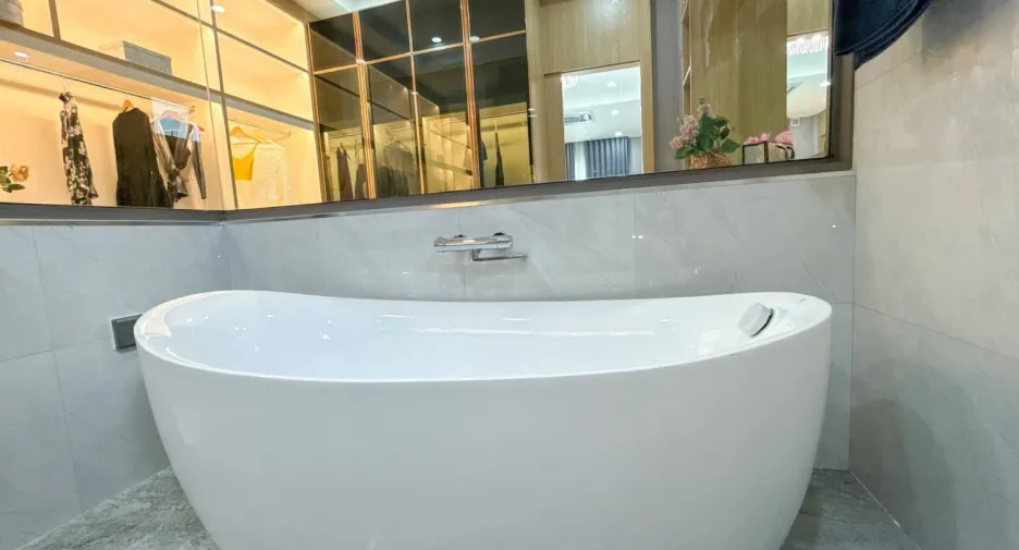 Villa en venta de 5 habitaciones en Bang Lamung, Chonburi