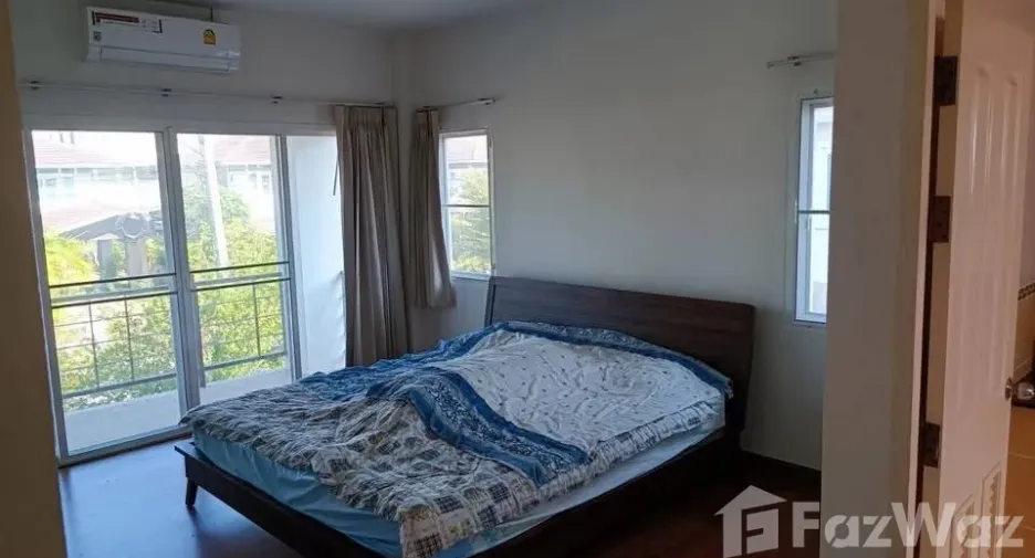 Casa en venta de 4 habitaciones en San Sai, Chiang Mai