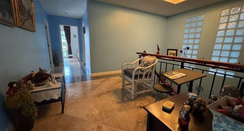 Gewerbefläche zum Kauf mit 9 Zimmer in Jomtien, Pattaya