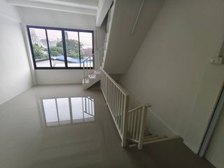 For rent retail Space in Bang Lamung, Chonburi