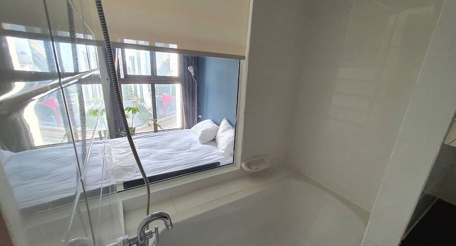 À vendre 1 chambre condo à Bang Na, Bangkok