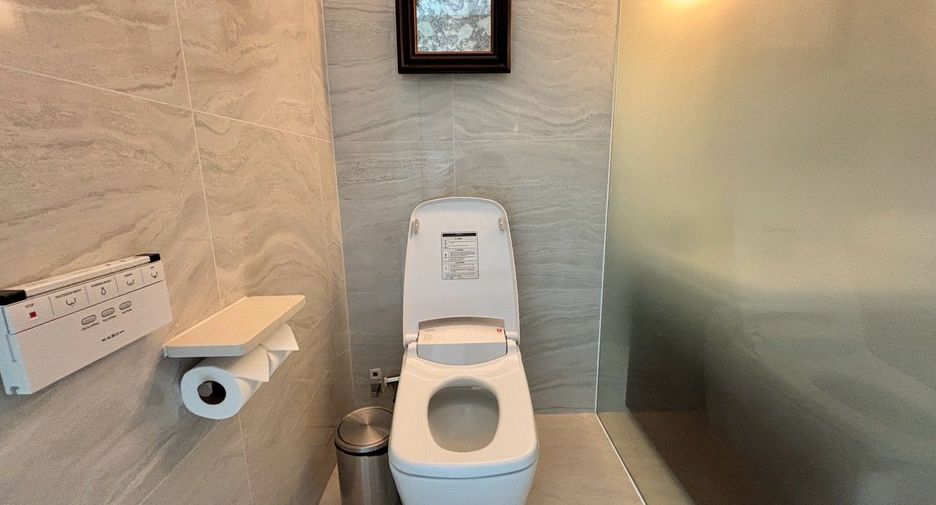 For rent 1 bed apartment in Khlong Toei, Bangkok
