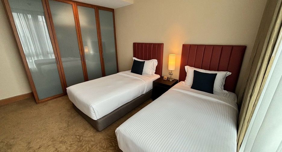 For rent 3 ベッドルーム apartment in Sathon, Bangkok