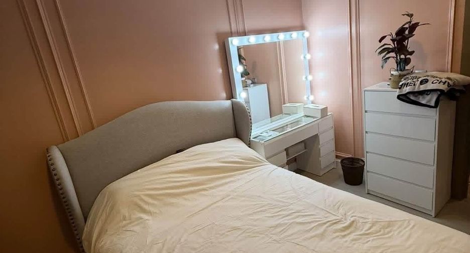 For sale 1 bed condo in Huai Khwang, Bangkok