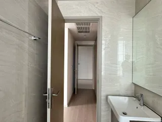 Wohnung zur Miete mit 2 Zimmer in Bang Rak, Bangkok