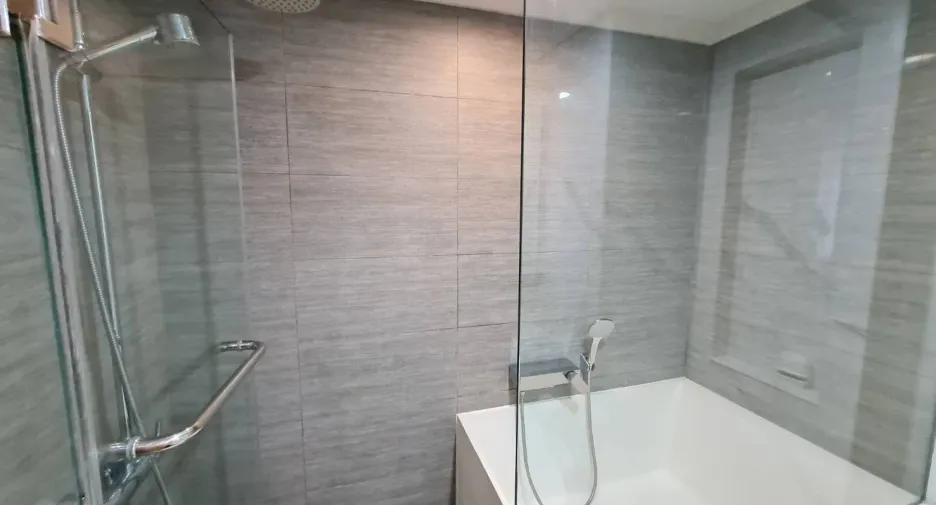 À vendre et à louer 2 chambres condo à Watthana, Bangkok