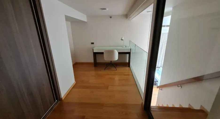 À vendre et à louer 2 chambres condo à Watthana, Bangkok