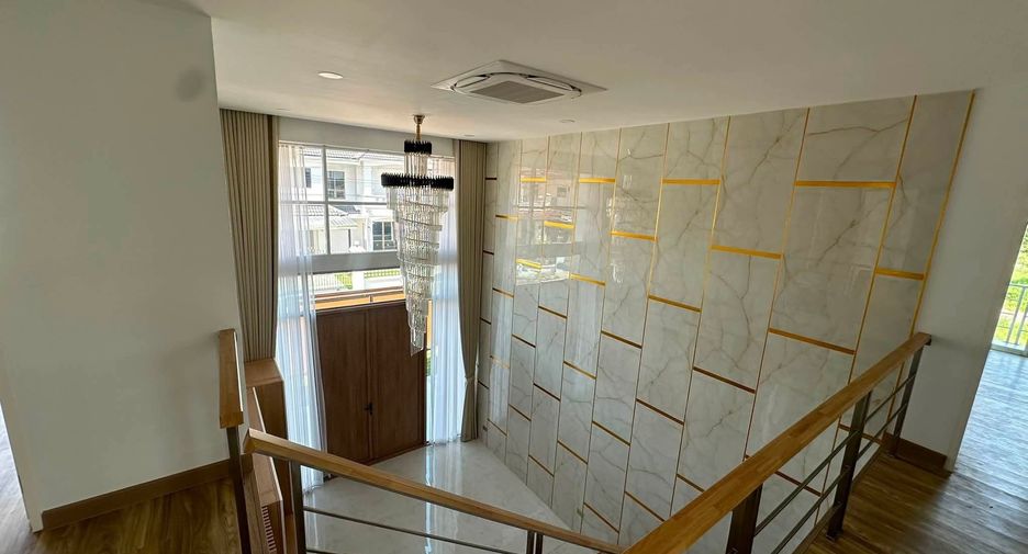 Casa en venta de 4 habitaciones en Saraphi, Chiang Mai