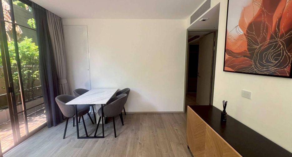 Condo en venta de 2 habitaciones en Khlong Toei, Bangkok