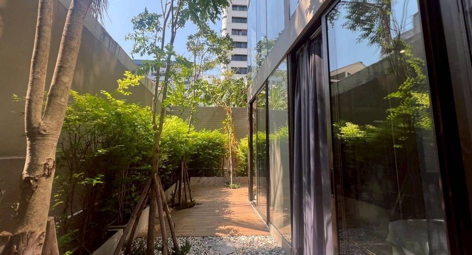 Condo en venta de 2 habitaciones en Khlong Toei, Bangkok