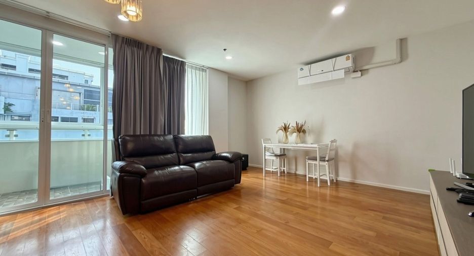 For rent 2 ベッドルーム condo in Watthana, Bangkok