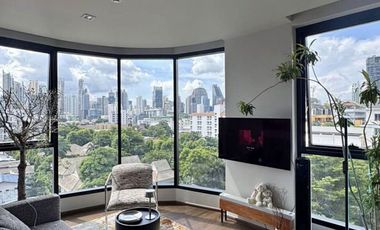 For rent 2 bedrooms condo in Khlong Toei, Bangkok