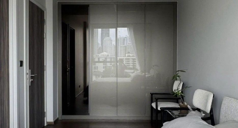 For rent 2 bedrooms condo in Khlong Toei, Bangkok