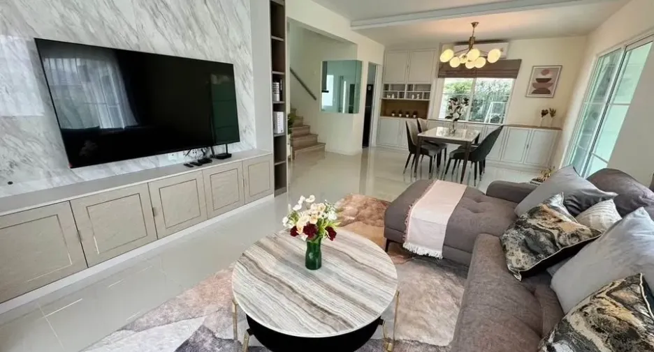 出租 4 卧室 独立屋 在 Bang Phli, Samut Prakan