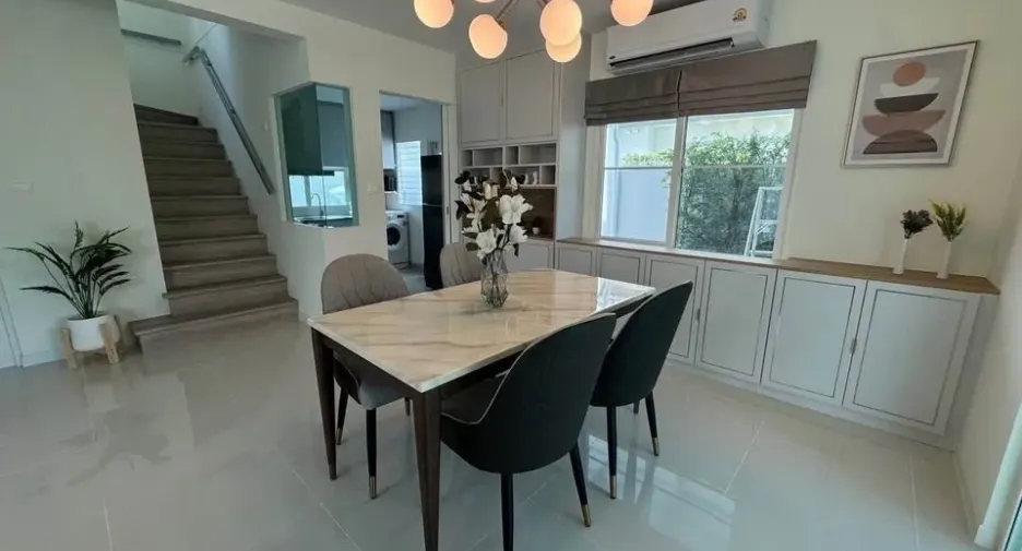 出租 4 卧室 独立屋 在 Bang Phli, Samut Prakan