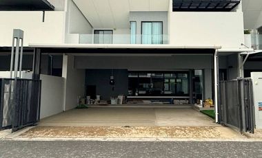 For rent 3 ベッドルーム townhouse in Bang Phli, Samut Prakan