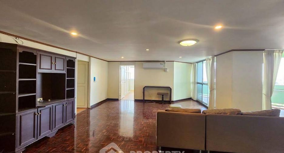 Wohnung zur Miete mit 4 Zimmer in Watthana, Bangkok