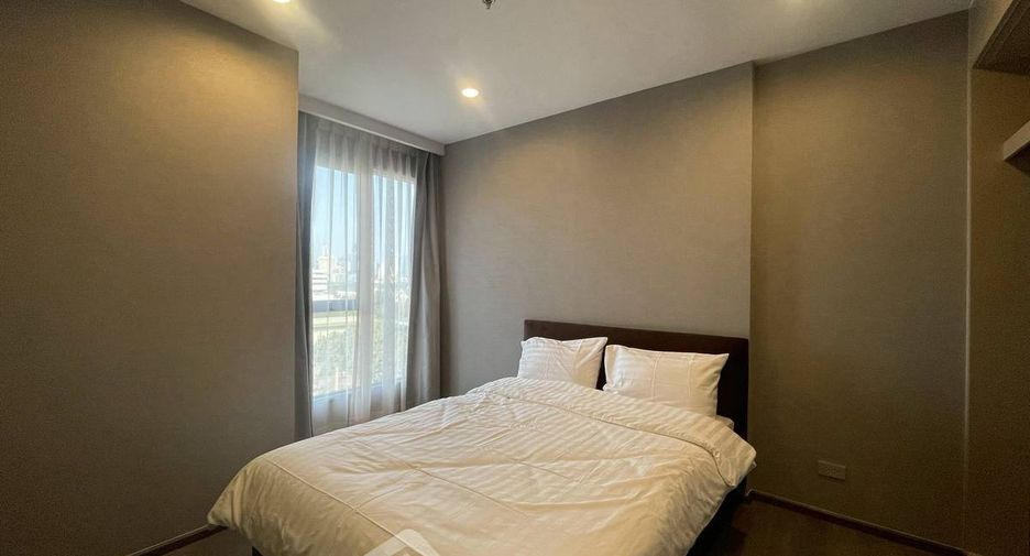 For rent 2 bedrooms condo in Khlong Toei, Bangkok