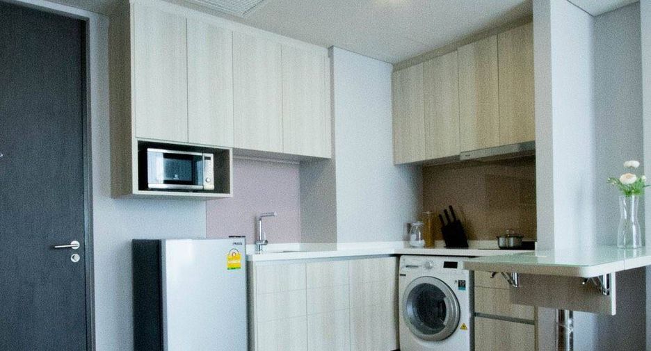 Condo en alquiler y en venta de 1 habitaciones en Khlong Toei, Bangkok