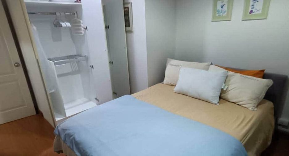 Condo en alquiler de 2 habitaciones en Huai Khwang, Bangkok
