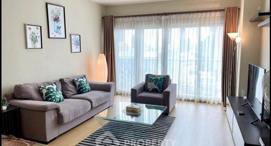 For rent 2 bedrooms condo in Khlong Toei, Bangkok