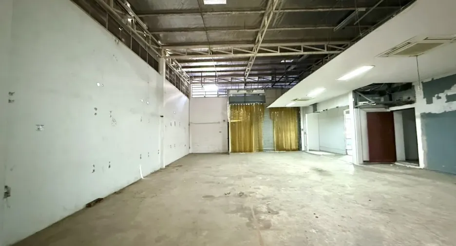 Büro zum Kauf in Bueng Kum, Bangkok