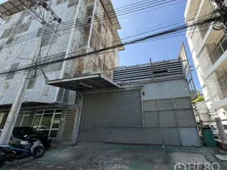Büro zum Kauf in Bueng Kum, Bangkok