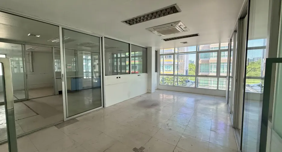 Büro zum Kauf in Bueng Kum, Bangkok