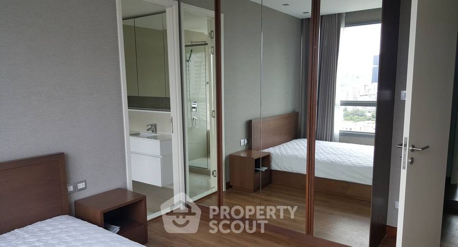 For sale 2 ベッドルーム condo in Watthana, Bangkok