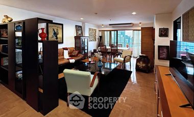 For sale 3 bedrooms condo in Watthana, Bangkok