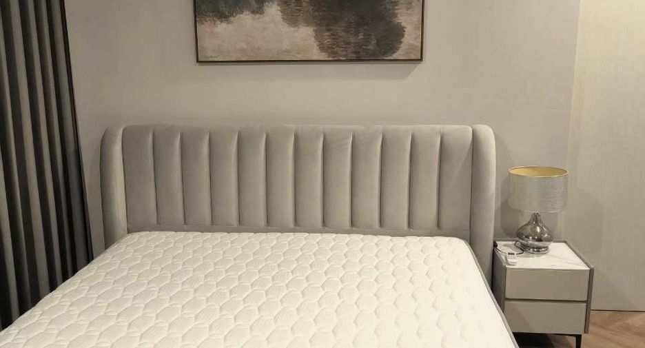Wohnung zur Miete und zum Kauf mit 1 Zimmer in Bang Rak, Bangkok