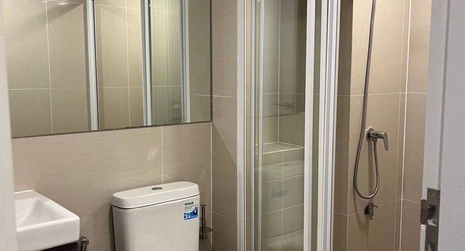Wohnung zum Kauf mit 1 Zimmer in Khlong Toei, Bangkok