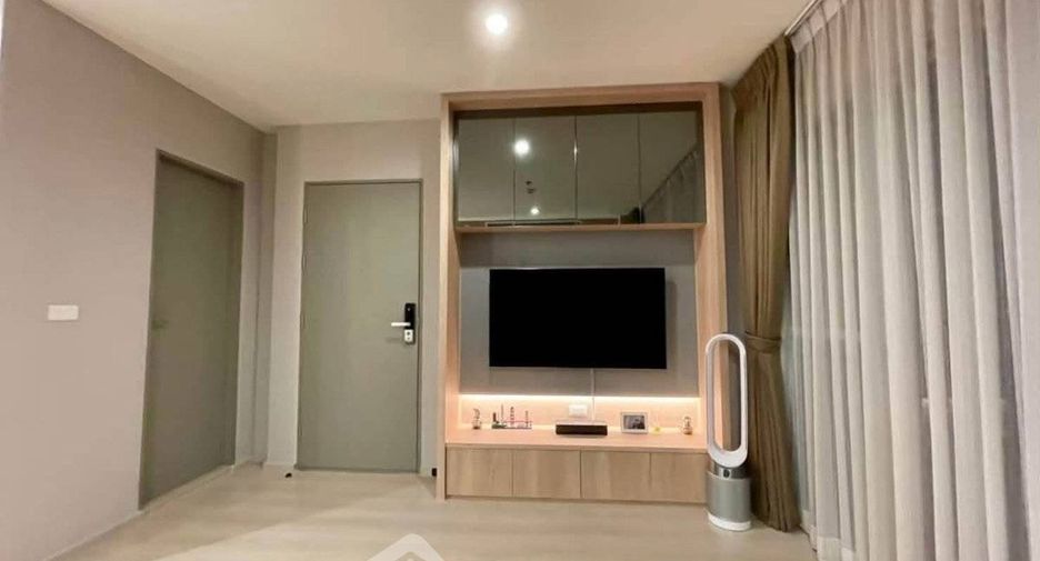 For sale 2 bedrooms condo in Huai Khwang, Bangkok